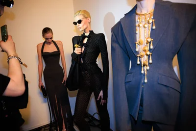 Look 15